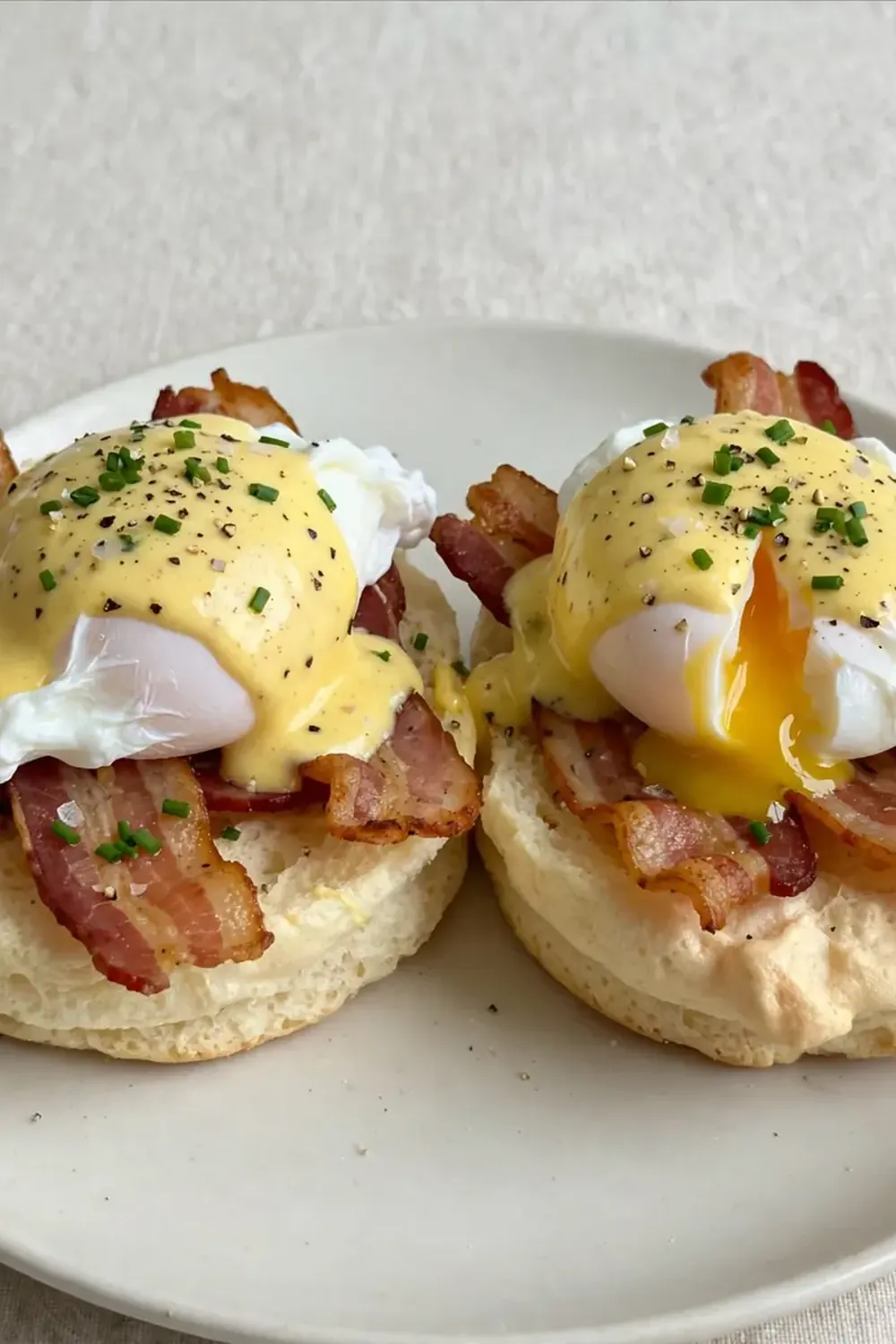 Keto Eggs Benedict with Turkey Bacon on Cloud Bread